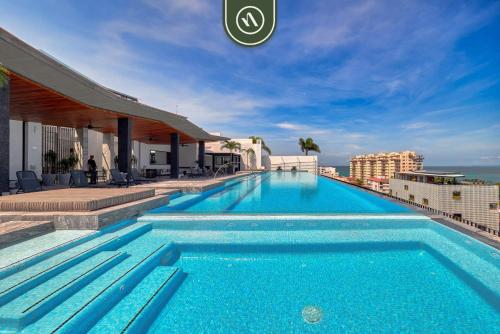 Amazing 1 BR Condo with Terrace - Rooftop Pool in Puerto Vallarta, Mexico
