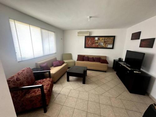 Casa en Puerta de Hierro 3B in Cumbres