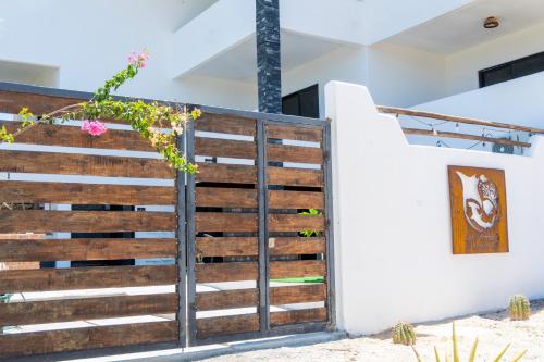 Casa Arrecife Tortuga, Fast Internet, private Cozy room in La Ventana