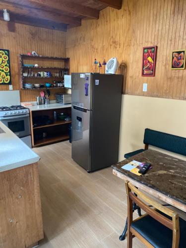주방, Lake Front Cabin at Los Elementos in 산타 크루스 라 라구나