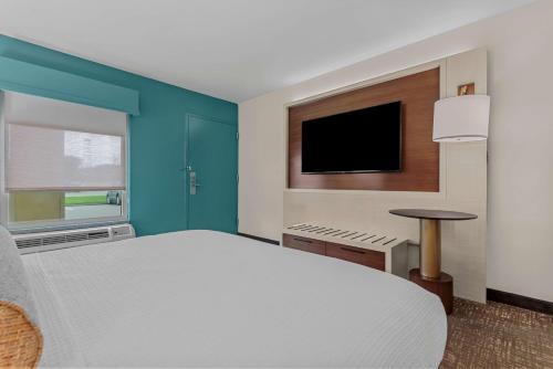 Best Western Seaway Inn - image 7