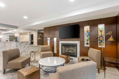Best Western Plus Heritage Rail Inn & Suites in York, USA