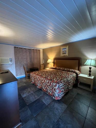 Budget Inn – Eustis, FL