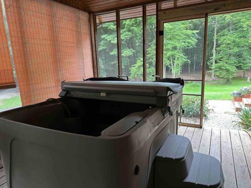 The Carls Family Cabin in Minerva, USA