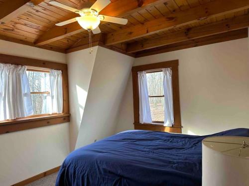 The Carls Family Cabin in Minerva, USA