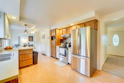 Mtn-View Escape with Large Yard in Duncansville! in Duncansville, USA