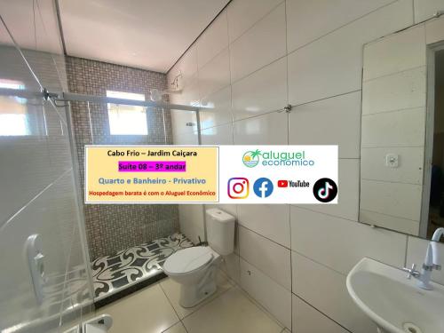 浴室, Cabo Frio - Jardim Caiçara - Aluguel Econômico (Cabo Frio - Jardim Caicara - Aluguel Economico) in 雅爾丁富拉姆波揚特