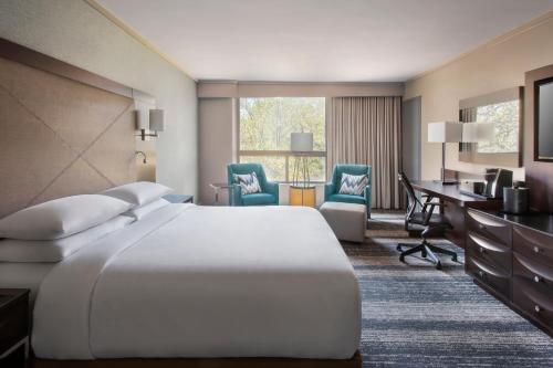 Boston Marriott Burlington - image 2