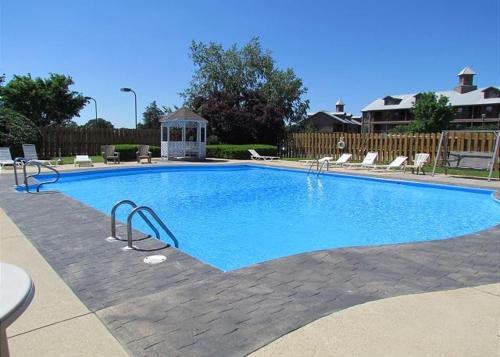Take A Holiday Condo - image 2