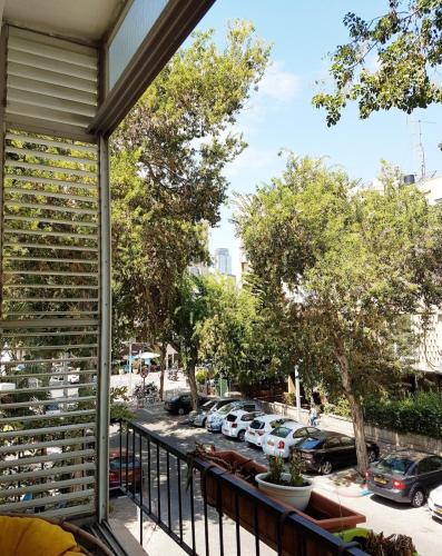 דירה אומנותית בגבעתיים in Ramat Gan