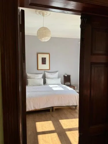 Hübscher Wohnen-Geräumige Ferienwohnung im Gutshaus nahe Saale und Elbe in Schwarz, Deutschland