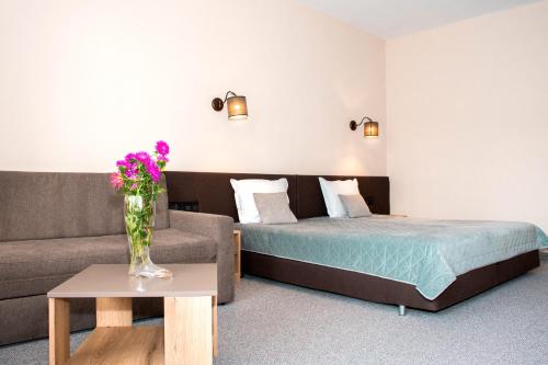 Hotel Orphey - image 4