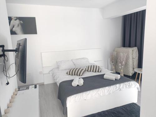 Carmen's nest, Bragadiru