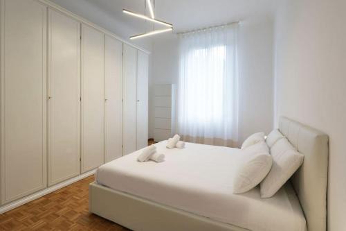Lenny's Central Apartment, Milan (photo 10)