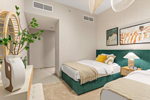 Chic 2BR Stay at Creek Horizon with Pool, Gym and Prime Dubai Location, Dubai (foto 10)