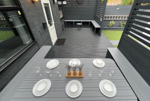 MODERN SUITES -5 Bedroom House- With FREE PARKING Birmingham city, Бирмингем (фото 11)