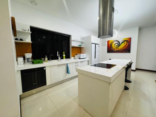 Kitchen, Sunrise Villa 21 in Ao Por