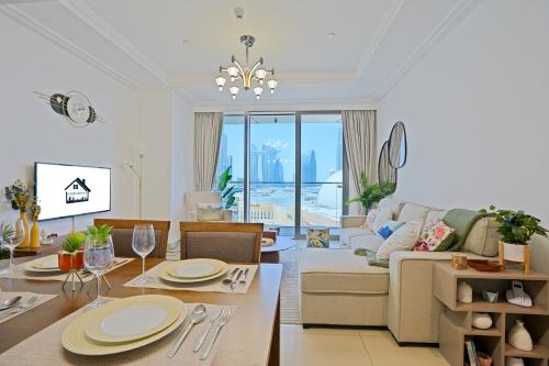 CH Urban Haven - 1BR at Boulevard Point with Burj & Fountain Views, Dubai (photo 3)