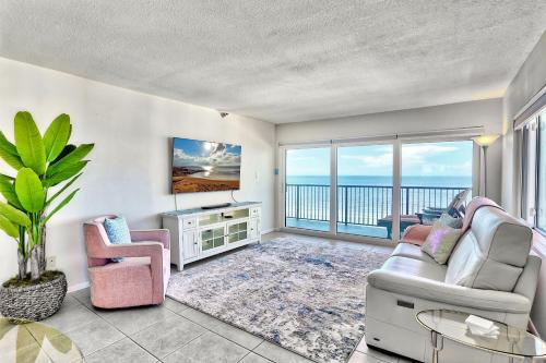 Ocean Sands 1-808 in St Pete Beach, USA