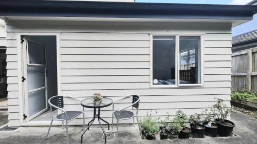 Spacious room in Browns Bay, Auckland (photo 6)