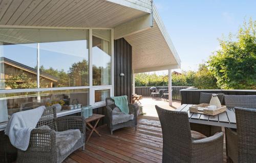 ทัศนียภาพภายนอกโรงแรม, Nice Home In Ebeltoft With Sauna in เบอสลุม