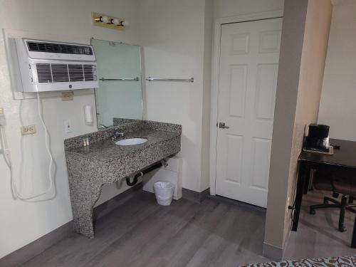 ห้องน้ำ, Econo Lodge Las Vegas NM in ลาสเวกัส (NM)