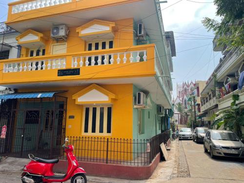 2 bedrooms, 4 beds