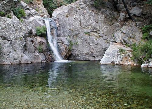 周邊環境, Le Cabrials in 里布佐瑞奧