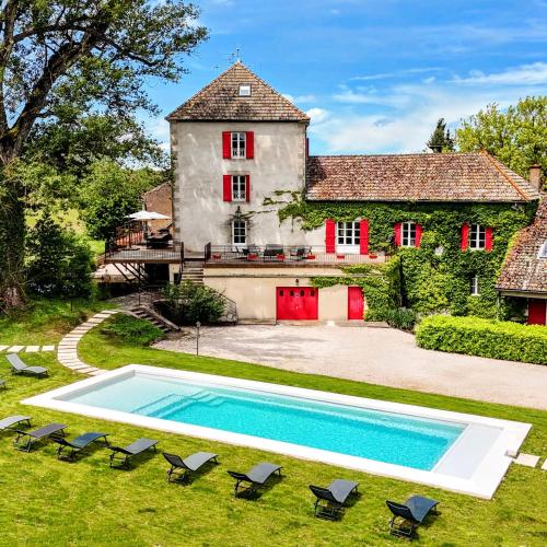 Viesnīcas āriene, Moulin des ducs grand format by Vindihouses - piscine chaffée - escalade - billard - fitness - etc (Moulin des ducs grand format by Vindihouses - piscine chaffee - escalade - billard - fitness - etc) in Épinac