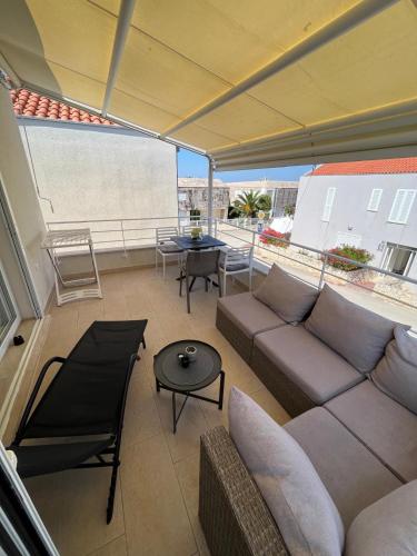 Sunny apartman u resortu, Petrčane, apartman za 4, AKCIJA! (Sunny apartman u resortu, Petrcane, apartman za 4, AKCIJA!) in Punta Skala