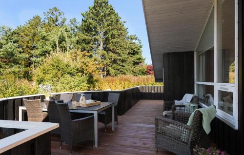 ทัศนียภาพภายนอกโรงแรม, Nice Home In Ebeltoft With Sauna in เบอสลุม