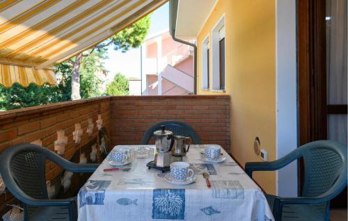  Nice Apartment In Comacchio With Wifi in Comacchio