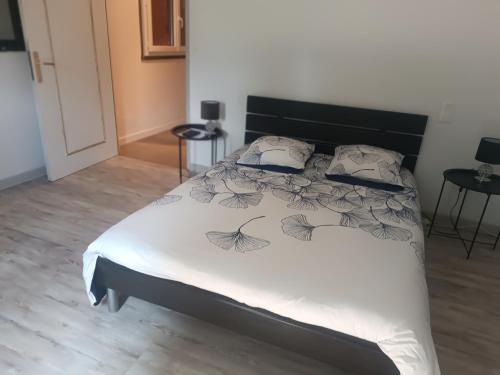 Villa Provençale avec Spa Piscine Privée (Villa Provencale avec Spa Piscine Privee) in Mariol
