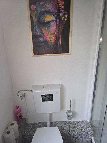 Zimmer mit eigenem Bad in Heidelberg in 海德堡郊區