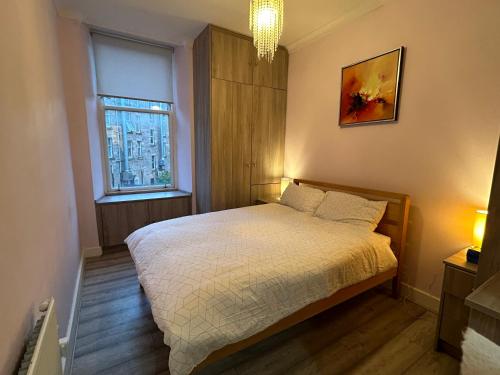 2B apartment near Glasgow SEC, OVO Hydro & city centre, Glasgow (photo 10)