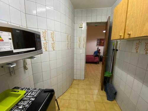 One-Bedroom Apartment image 2