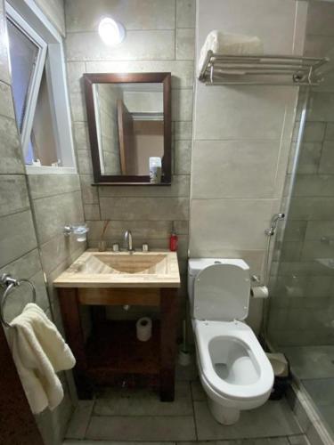 One-Bedroom Apartment image 1