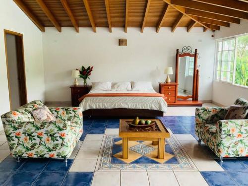 Hacienda Finca La Querendona in Belmonte Bajo