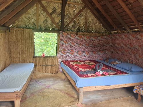 island paradis bungalowd in Ісака