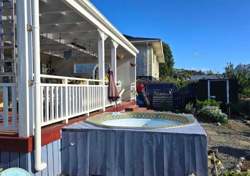Bassein, Tairua Garden Hideaway - Homestay with Private Room in Tairua
