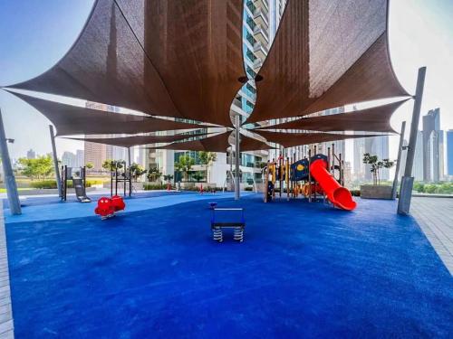 Stylish Burj khalifa view 5 Star 4BD Apartment in Downtown with Dubai Mall access - Brand New Apartment, Dubai (Foto 9)