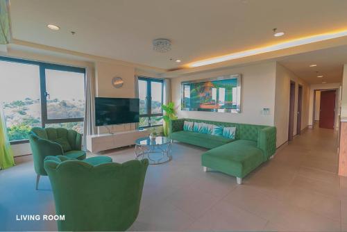 Balcony/terrace, Anvaya Cove, Seabreeze Verandas 2BR in Morong