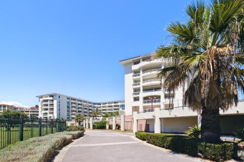 Esterno, DUPLEX VILLA LES PINS 89m2 et terrasse 30m2 in Avenue de Cannes