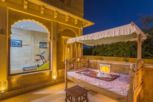 Úszómedence, The Gulaal Hotel near Sivatagi Kultúraközpont & Múzeum