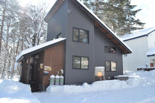 Two-Bedroom Chalet room in The Yellow House