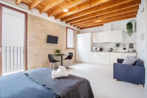 Apartamento soleado en plaza del Carmen, Valencie (fotografie 3)