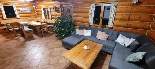 KANADSKY SRUB Stříbrnice (KANADSKY SRUB Stribrnice) in Stříbrnice