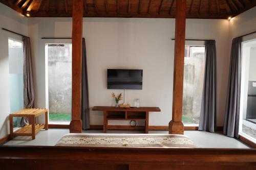 Villa with Private Pool image 3