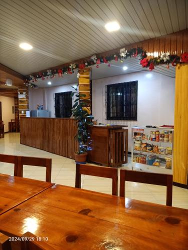 FRIX HOMESTAY and RESTAURANT - 숙소 외관