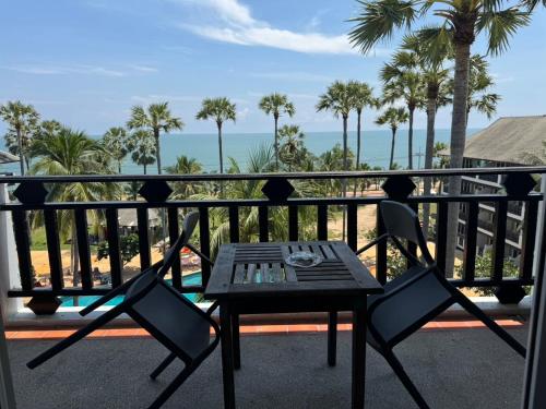 Exterior view, Pattawia Resort & Spa in Pranburi